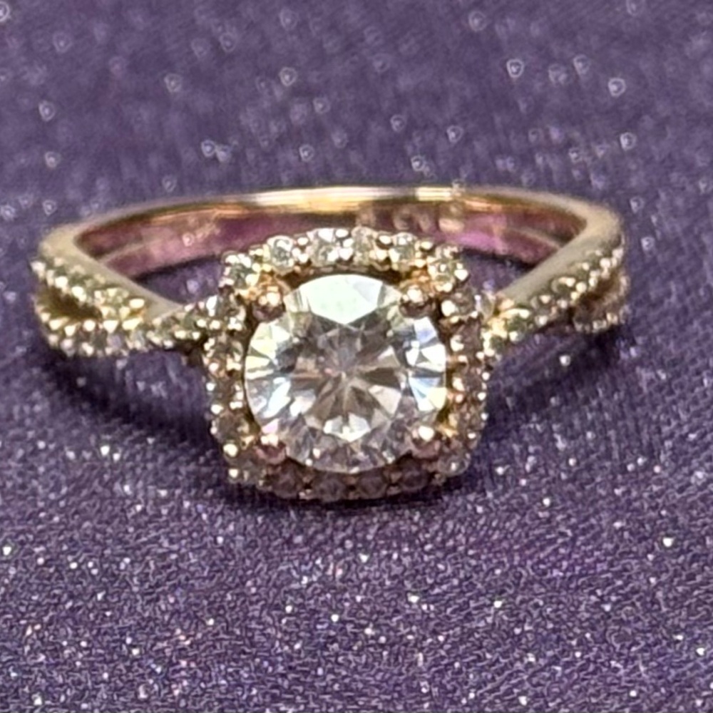 10k Rose Gold Moissanite Ring